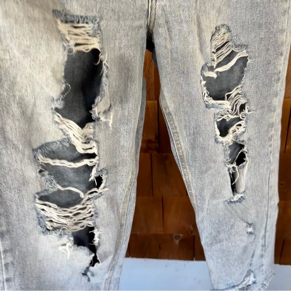 Avec Les Filles Ripped High Waisted Mom Jeans Distressed Straight Leg Size 28 - Picture 7 of 10